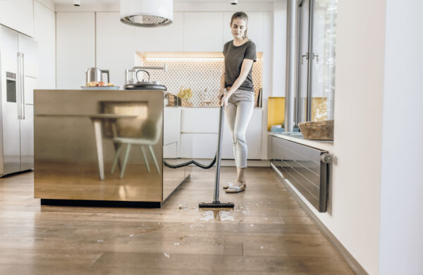 Thithese Elektrike 15L, 1000W, – Karcher – WD2 PLUS - Image 2
